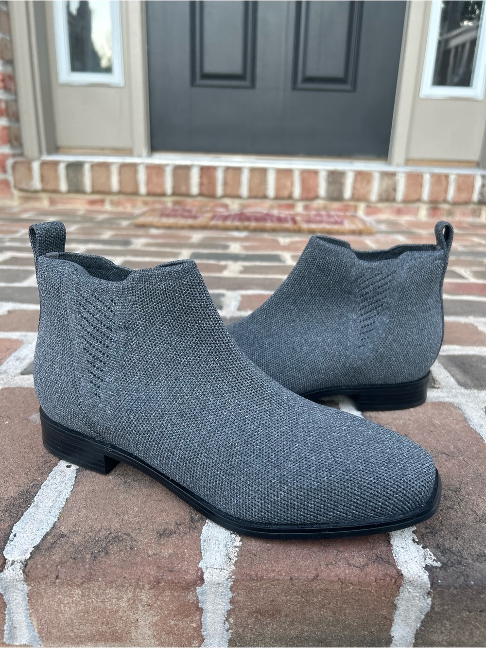 Vivaia Ryan Charcoal Grey Square Toe Chelsea Ankle Boots 37.5 7